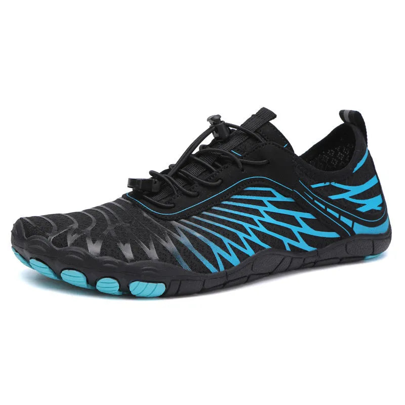 Men's white lace-up casual trainers with rubber soles showing gauze lining and non-slip outsole