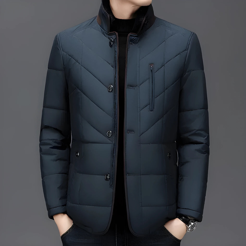 Men's winter padded coat in polyester with cotton filler and side seam pockets