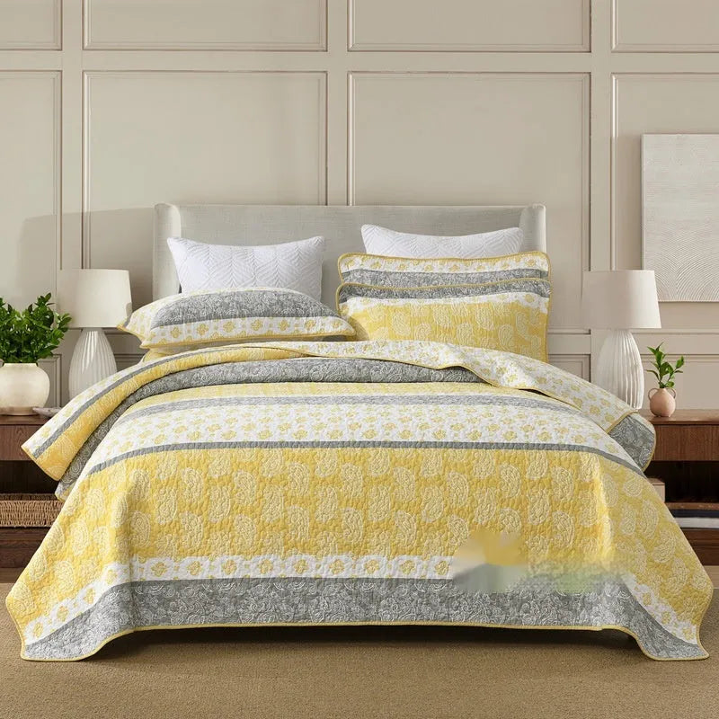 Cotton quilted bed cover three-piece set with printed pattern for 1.5-1.8 metre beds