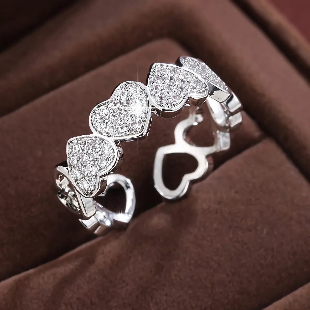 Adjustable opening couples ring with heart design in gold or silver colour
