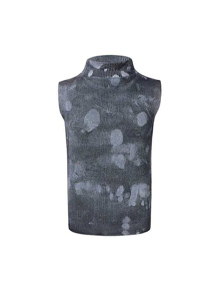 Men's black silver pastebrushing stretch wool sleeveless turtleneck vest with a stand collar.