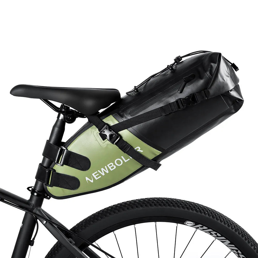 Waterproof PVC bicycle tail bag with 13 litre capacity in black colour