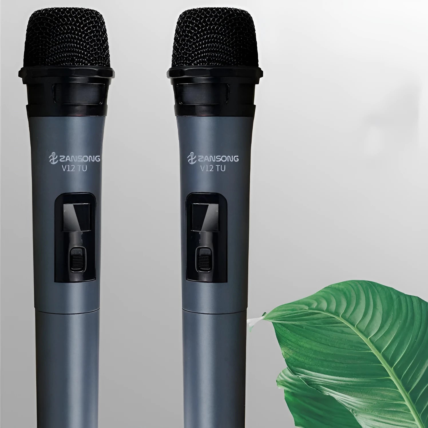 Black ZANSONG dynamic handheld microphone with heart-shaped polar pattern and USB receiver