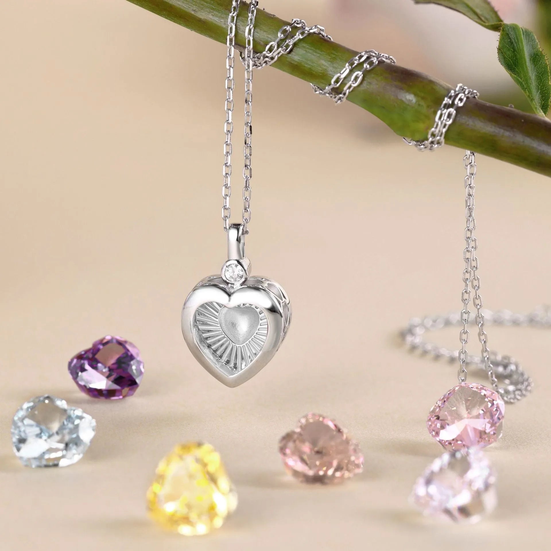 925 sterling silver heart-shaped hollow necklace with high carbon diamond ice flower cut zircon pendant on O-shaped chain