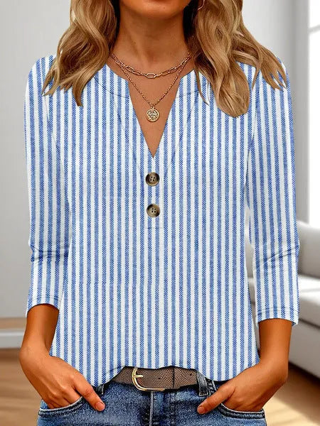 Women's loose fit V-neck T-shirt with 3D printed pattern in Japanese Korean casual style