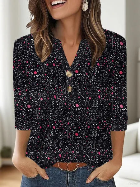 Women's loose fit V-neck T-shirt with 3D printed pattern in Japanese Korean casual style