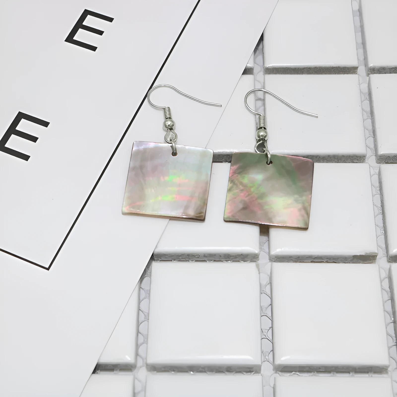 Women's retro geometric shell earrings in rectangular or square panther designs