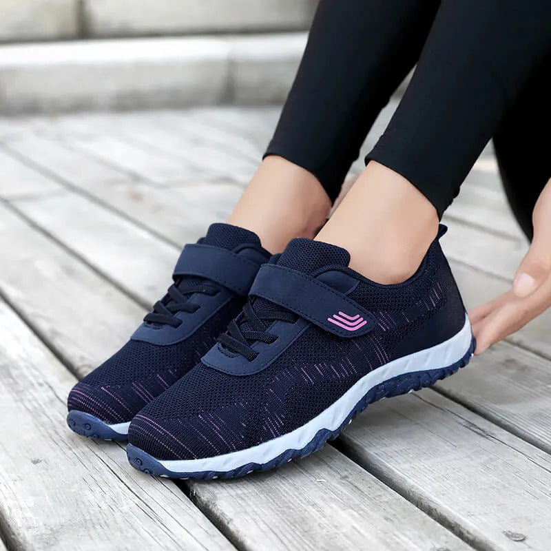 Women's wedge heel shoes with mesh uppers and velcro fastening in grey purple colour