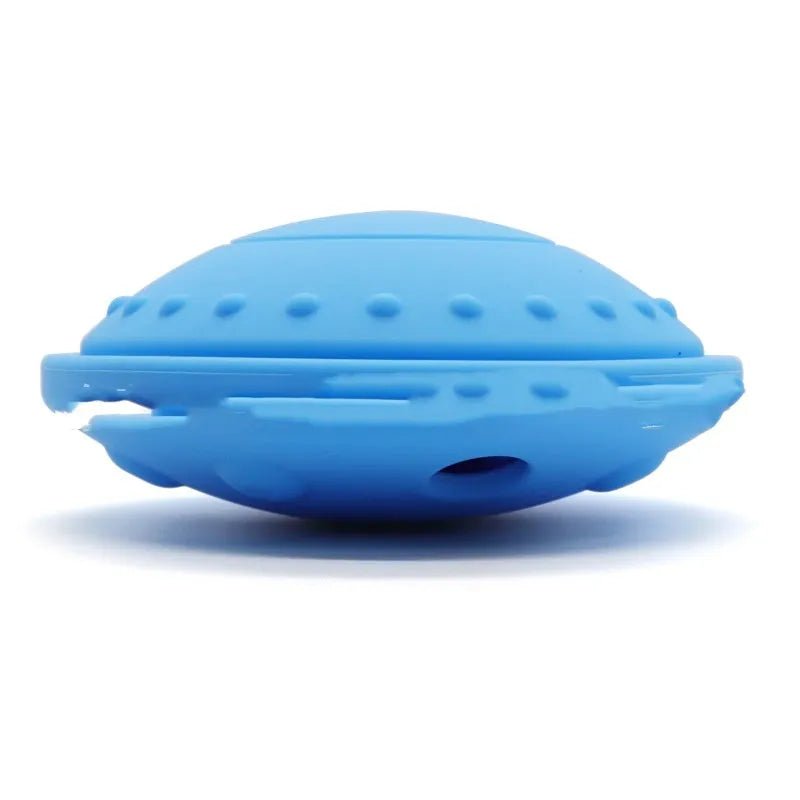 Pet drop-resistant silicone slow feeder frisbee in black, 120mm size, on white background