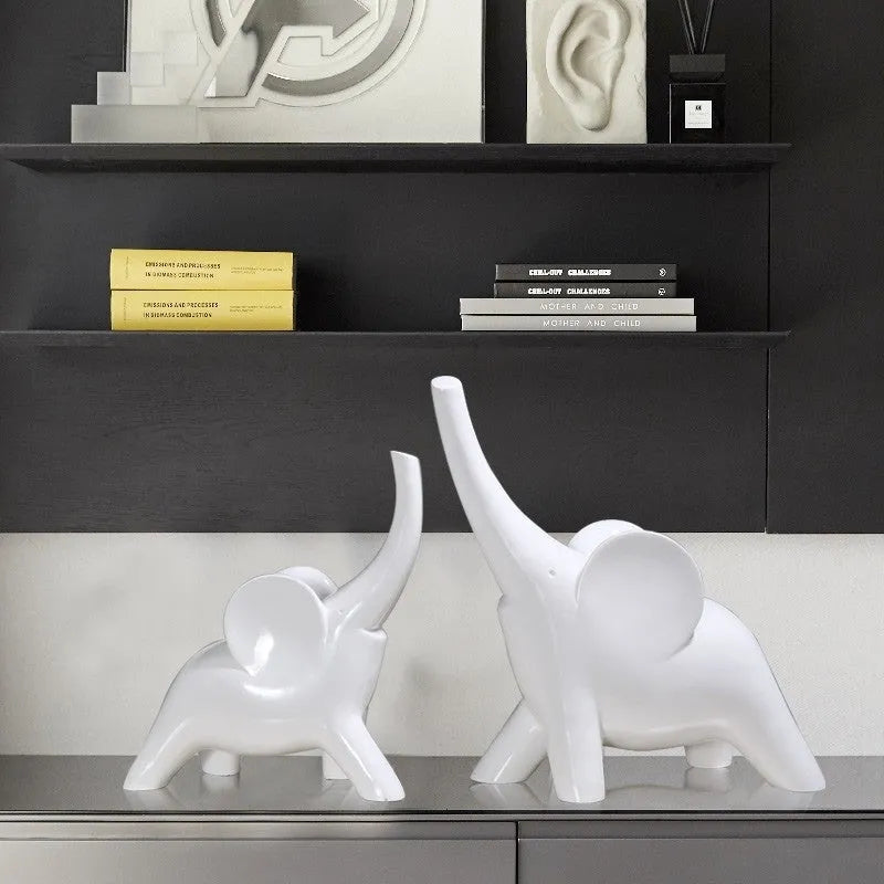 Resin elephant ornament figurine in modern style with rose gold or white finish for home decoration