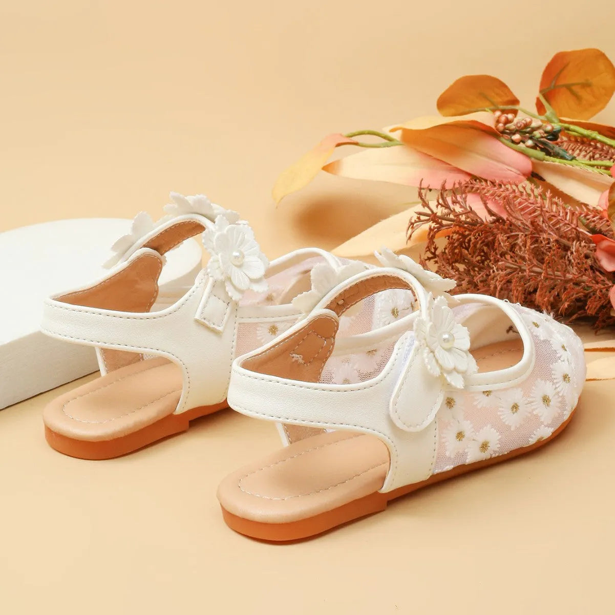 Girls white flat bottom PU leather mesh comfort shoes with floral design and Velcro closure, size 20-36