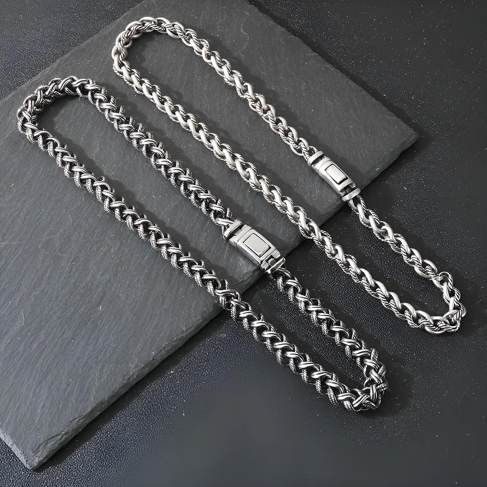 Men's titanium steel keel chain necklace with large hemp flowers chain in antique silver colour