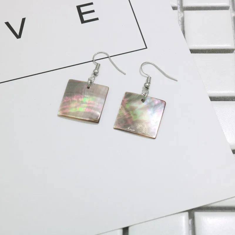 Women's retro geometric shell earrings in rectangular or square panther designs