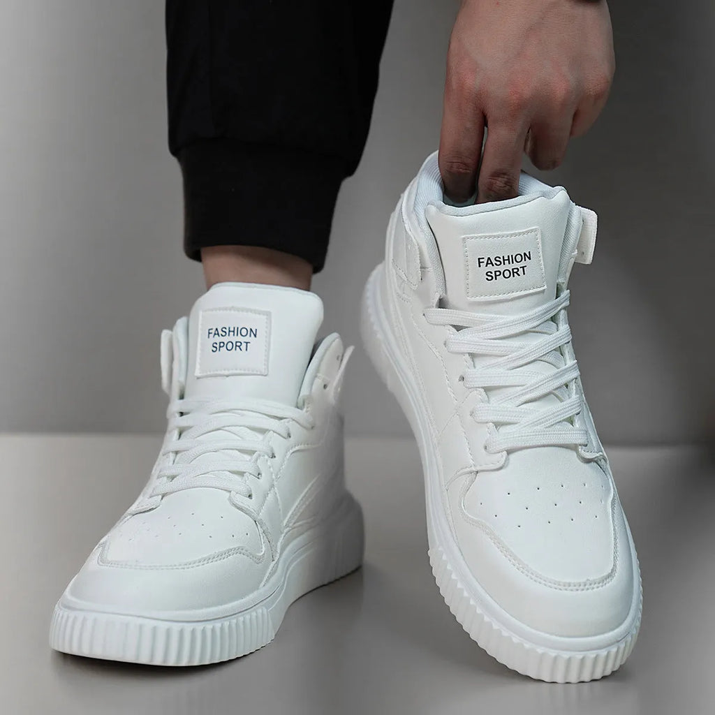 White men's round-toe casual shoes with a microfiber upper for autumn and winter leisure wear.