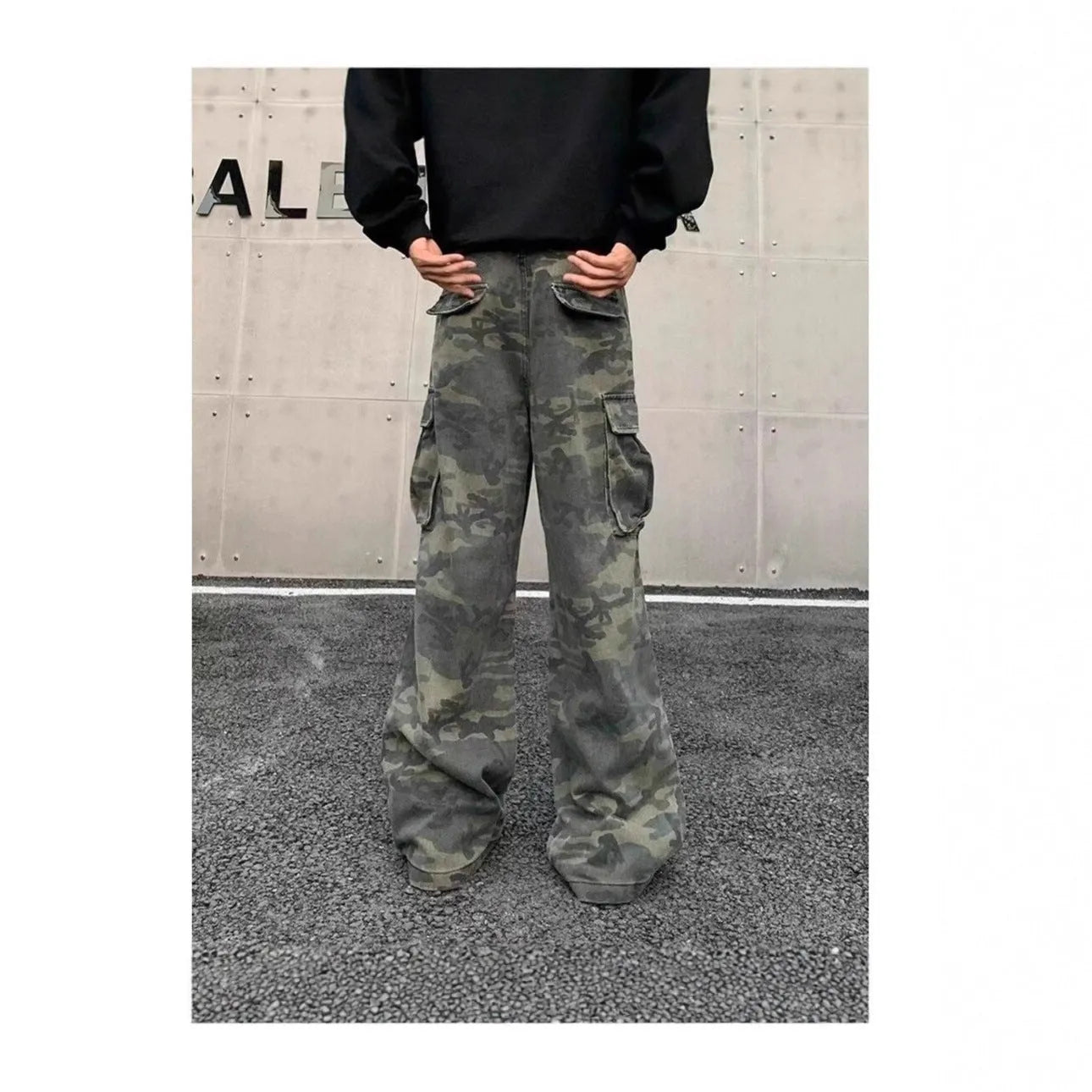 Korean style washed camouflage cargo pants with multiple pockets in cotton blend fabric