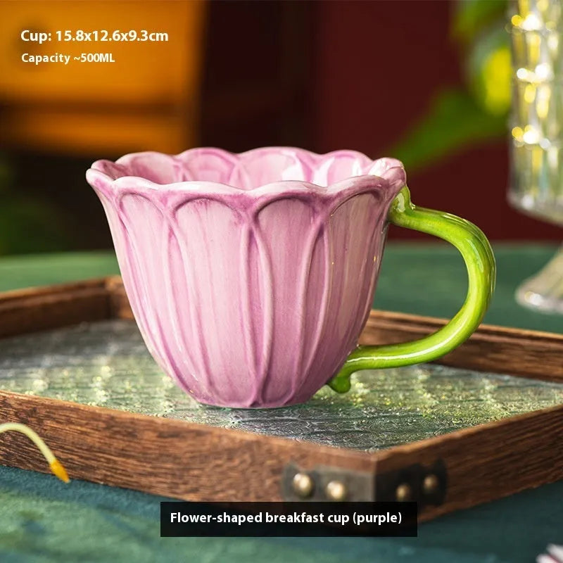 500ml floral patterned ceramic breakfast mug in red or purple.
