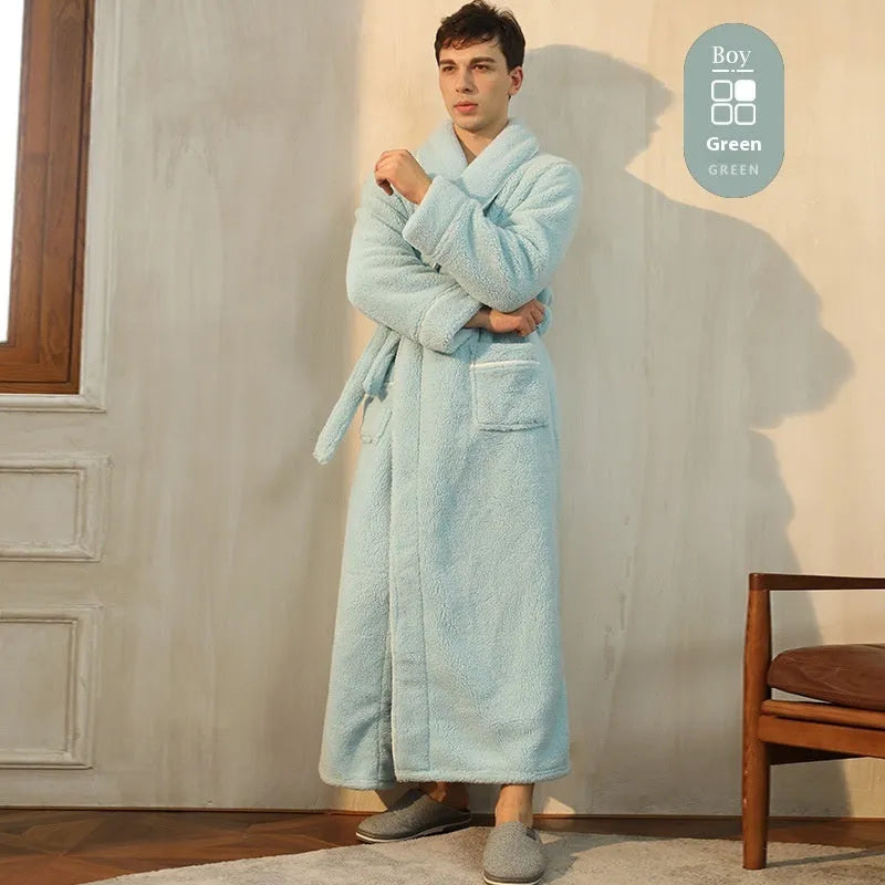 Plus size thickened flannel bathrobe for couples in winter with super thick 301-350 gsm fabric