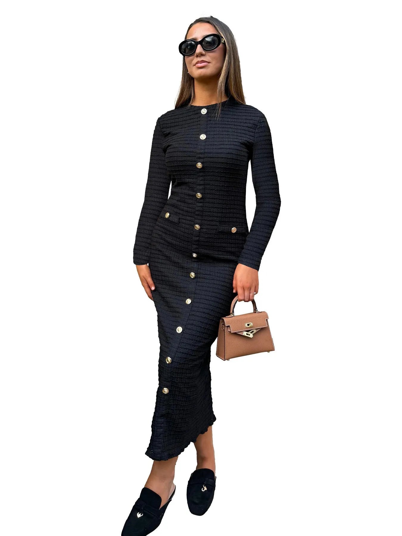 French retro slim fit knitted long-sleeved dress with button front in black or white.