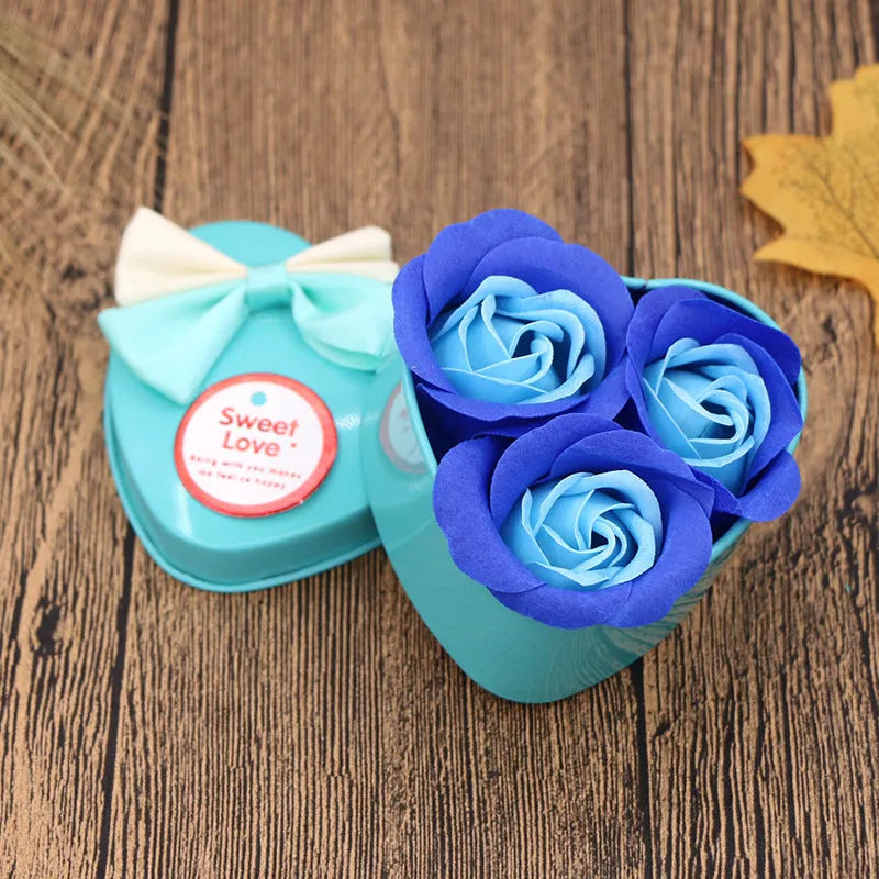 Soap flower gift box heart shaped tin box with bear figure red pink blue purple gradient handmade