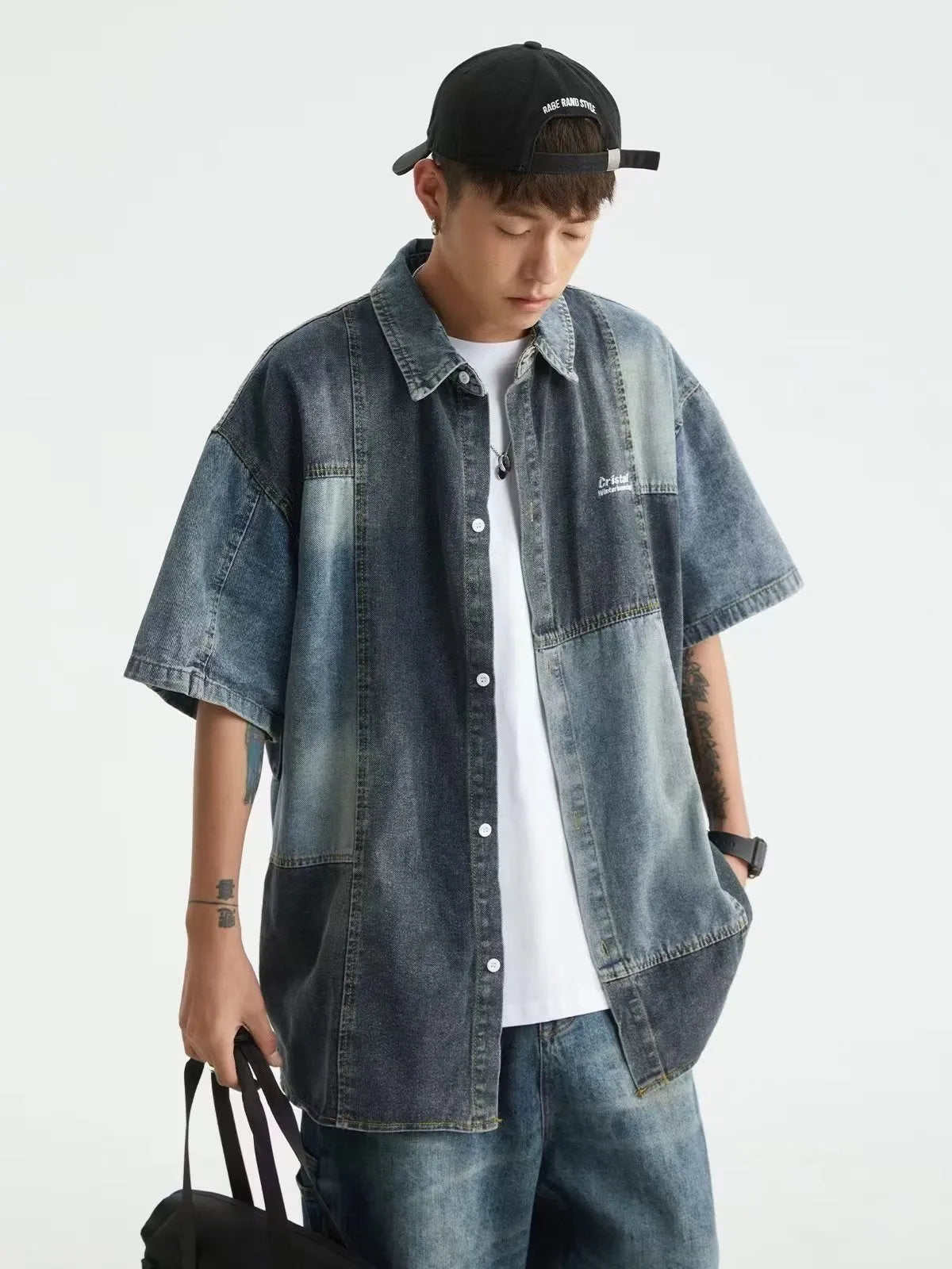 Blue Japanese-style denim shirt with retro washed stitching and loose fit cardigan design for men