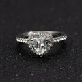 Heart-shaped crystal ring in electroplated white copper with rose gold or silvery colour option