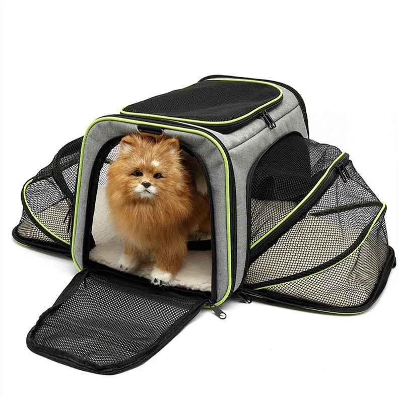 Large capacity cat carrier bag in 600D cation fabric with medium soft hardness