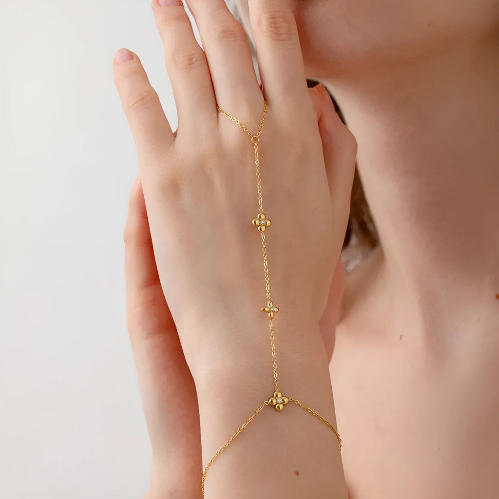 Women's gold colour stainless steel bracelet with eight-pointed stars and flower geometric design