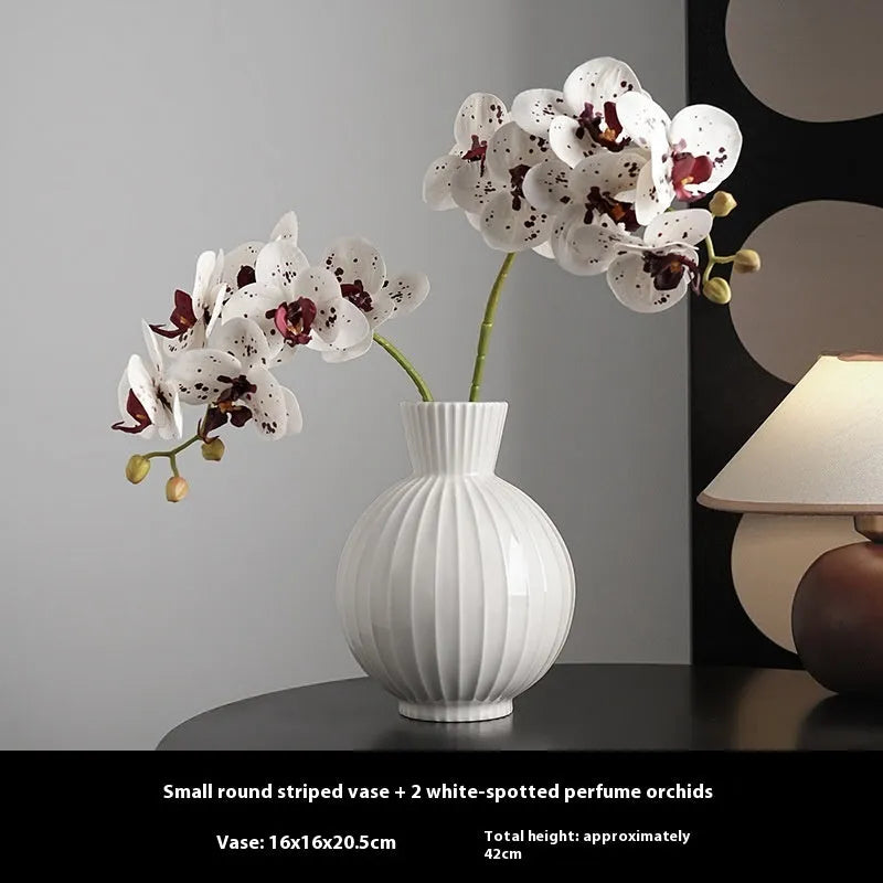 White ball-shaped ceramic vase with stripes, an American country style living room table decoration.