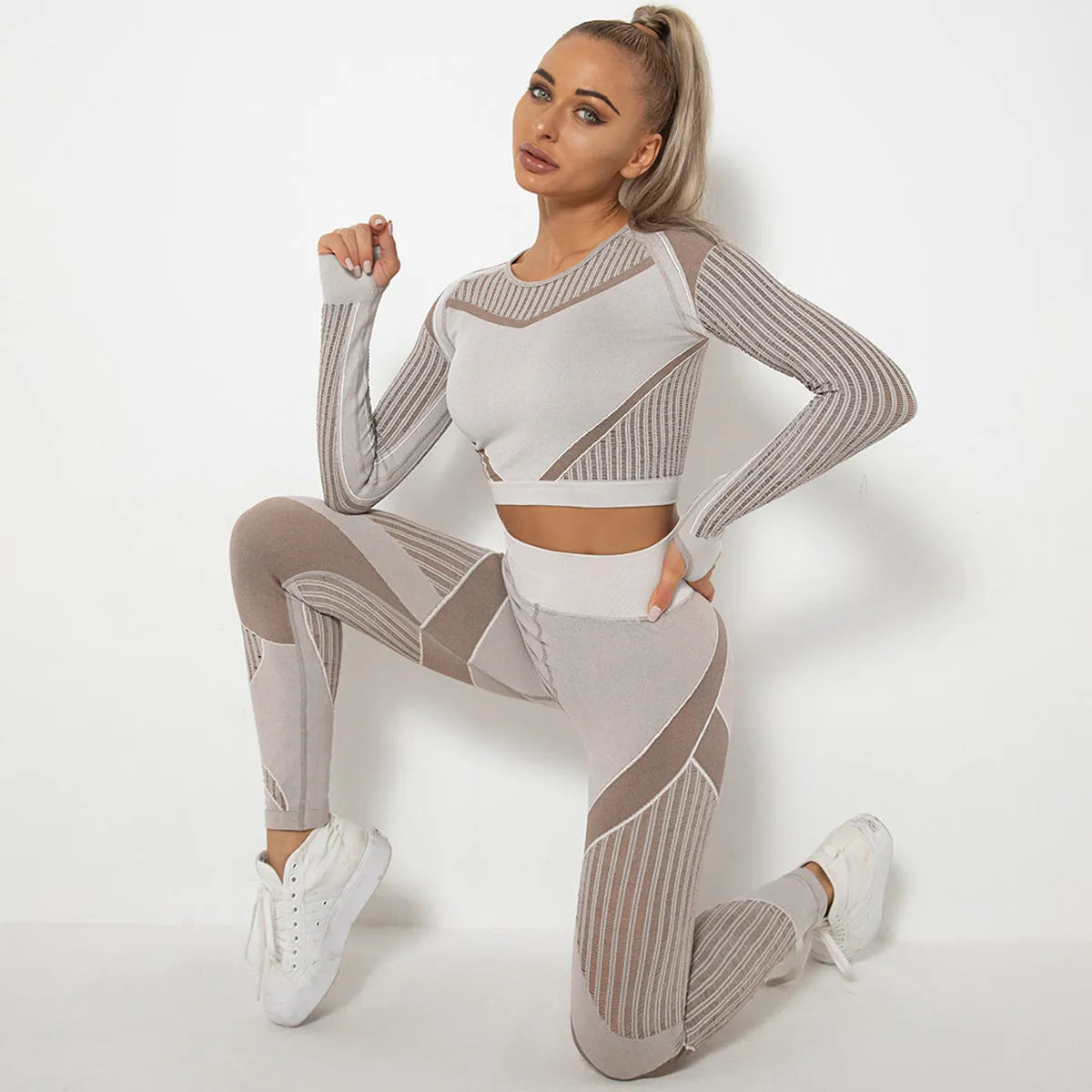 Women's seamless knitted long-sleeved yoga suit in multiple colour options.