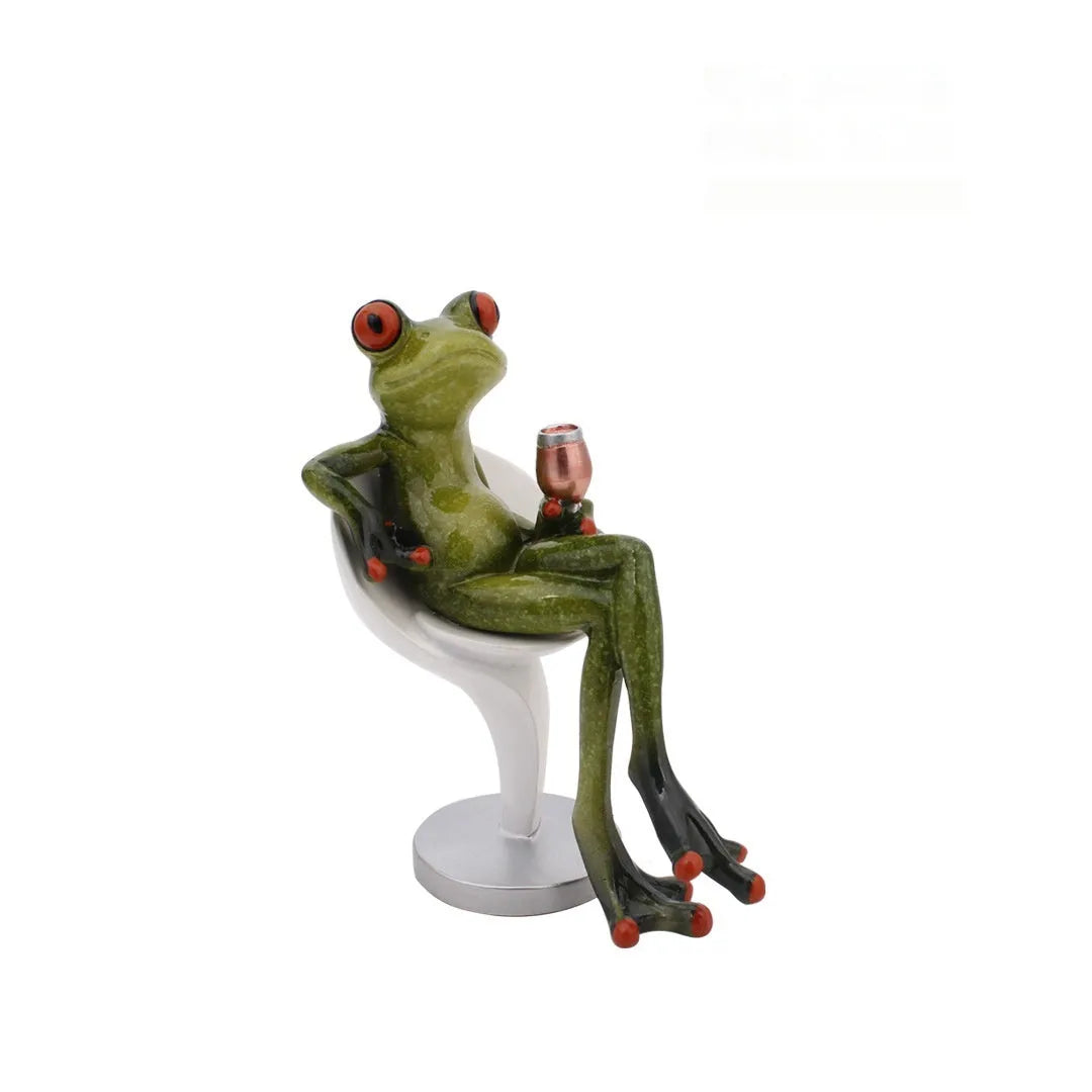 Pastoral style synthetic resin frog ornament for home decoration in living room or study