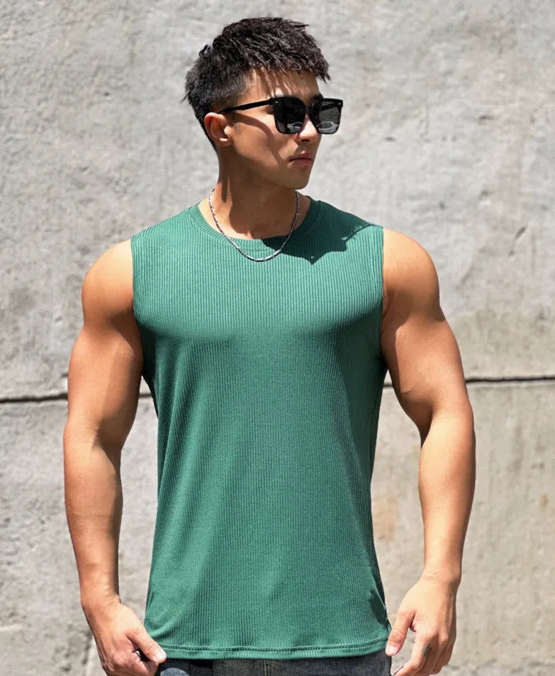 Men's summer workout vest in quick-drying polyester, sleeveless round neck with striped pattern, available in multiple colours