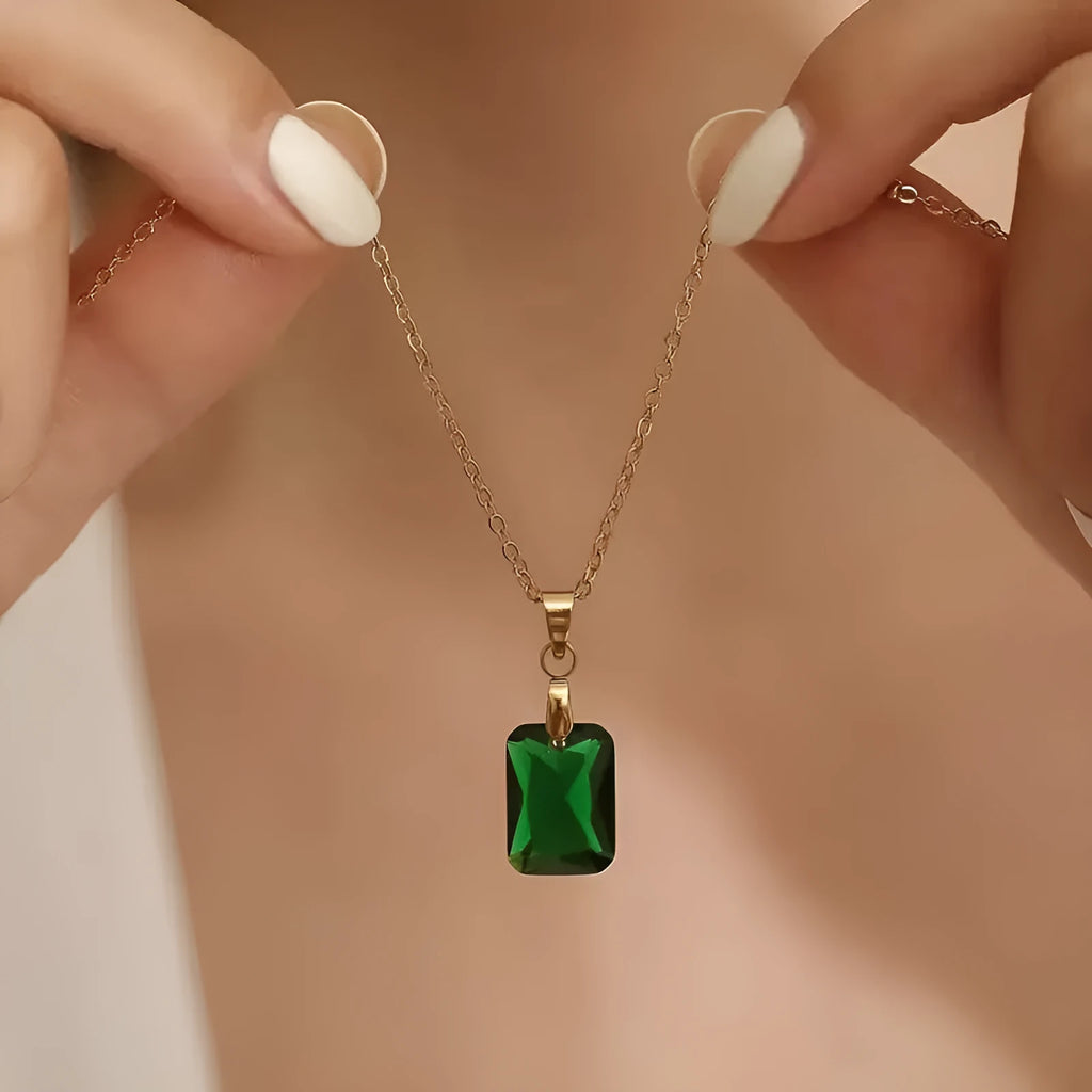 Copper rectangular geometric pendant necklace with quadrilateral design on O-ring chain in green colour