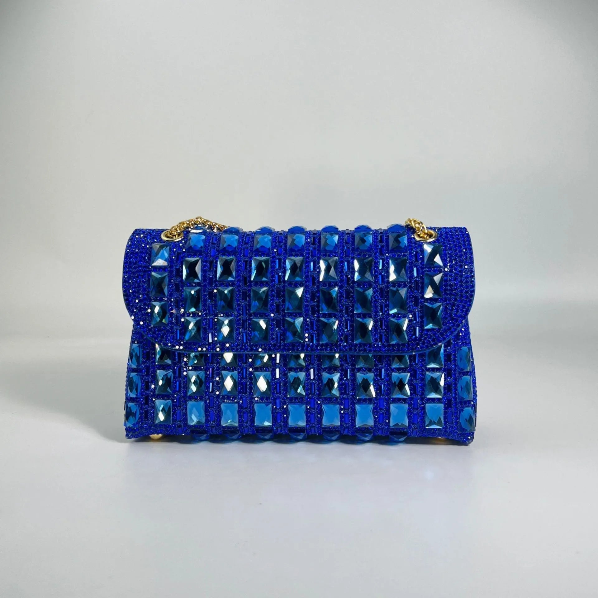 Shiny glass rhinestone chain clutch in horizontal square PU shape with black colour and open pocket