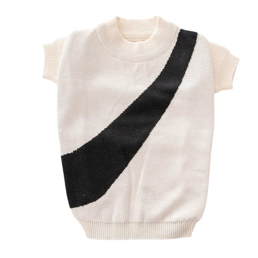 Wool knit dog sweater for corgis and poodles in casual style with colour options