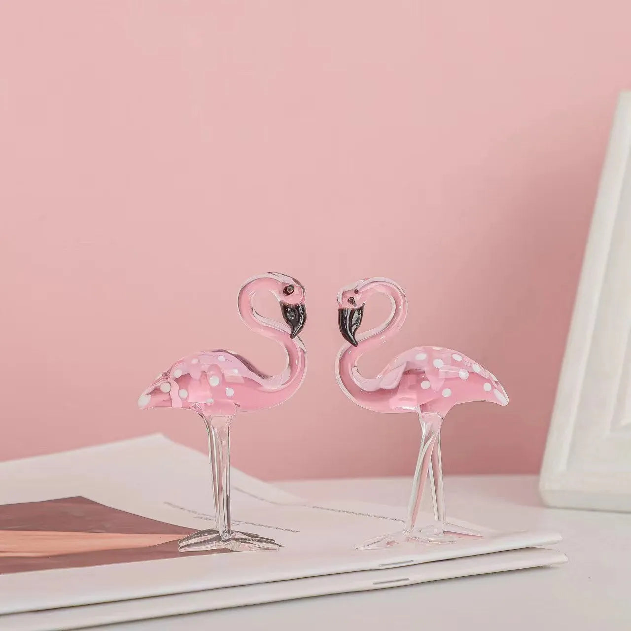 Pink crystal flamingo decorative craft with dots for table display