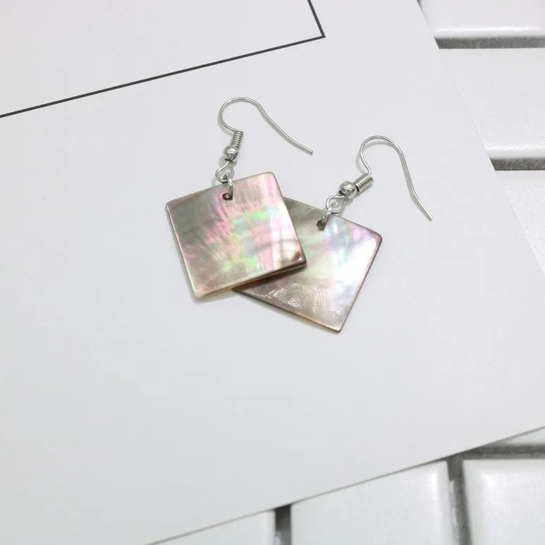 Women's retro geometric shell earrings in rectangular or square panther designs