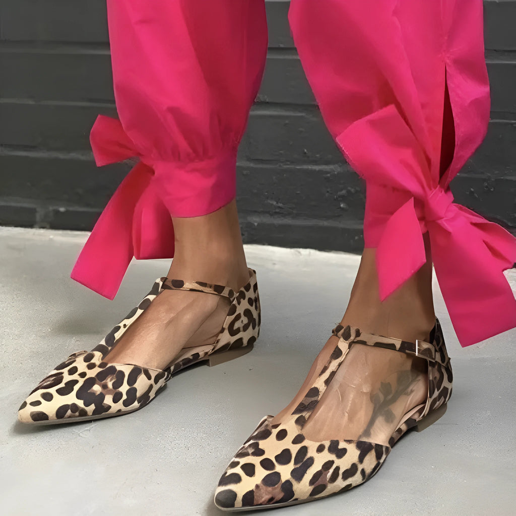 Women's leopard print pointed toe pumps with chunky heel and cross straps