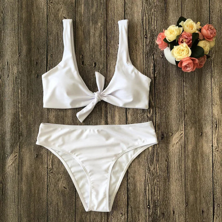 Solid colour bikini swimsuit set showing front view on mannequin