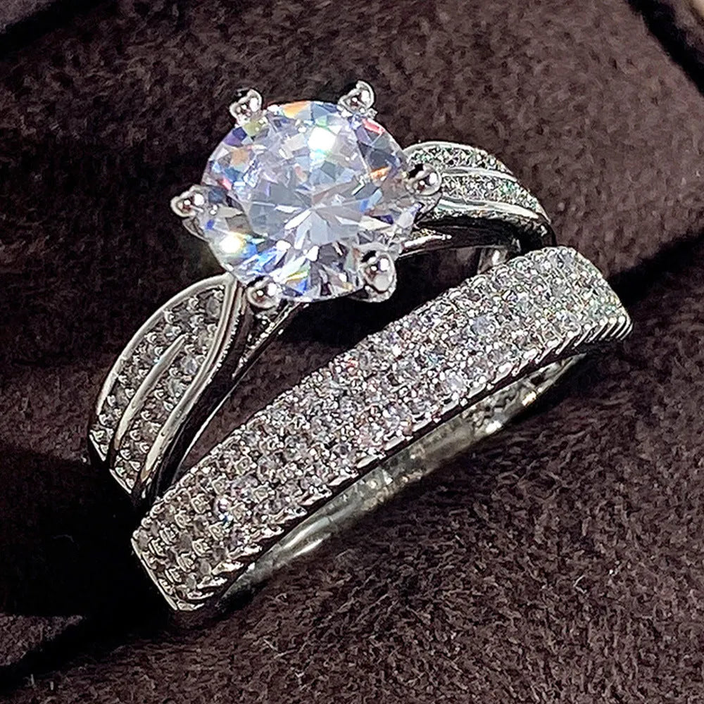 White gold combined wedding ring bracelet with geometric shape and round elements