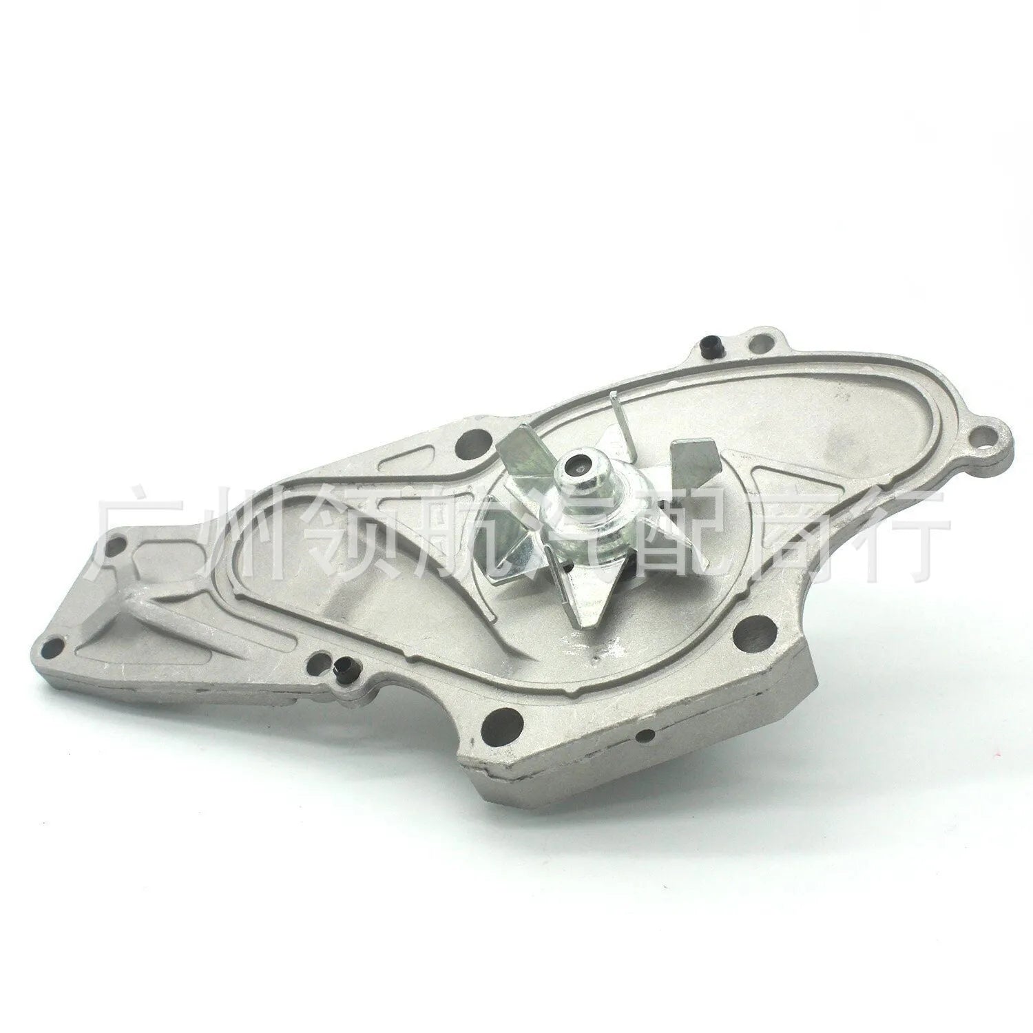 Metal belt and water pump assembly for automotive engines measuring 28mm by 18mm by 16mm