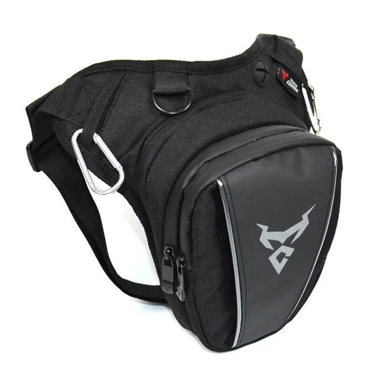 0105MC specification motorcycle leg bag in 1200D Oxford cloth with 29cm dimensions and crossbody strap