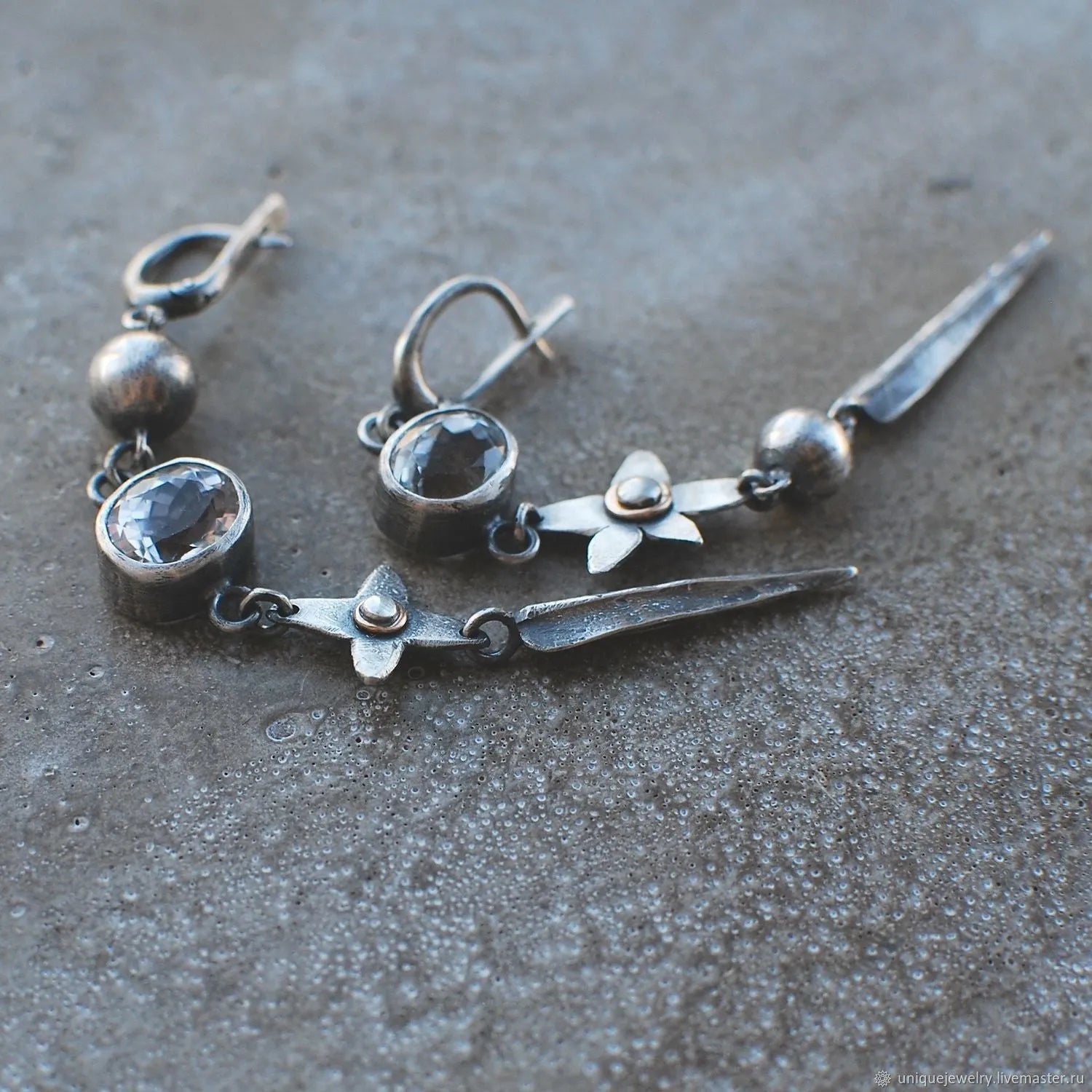 Geometric antique silver-plated earrings with XINGX chain design and rhinestone accents