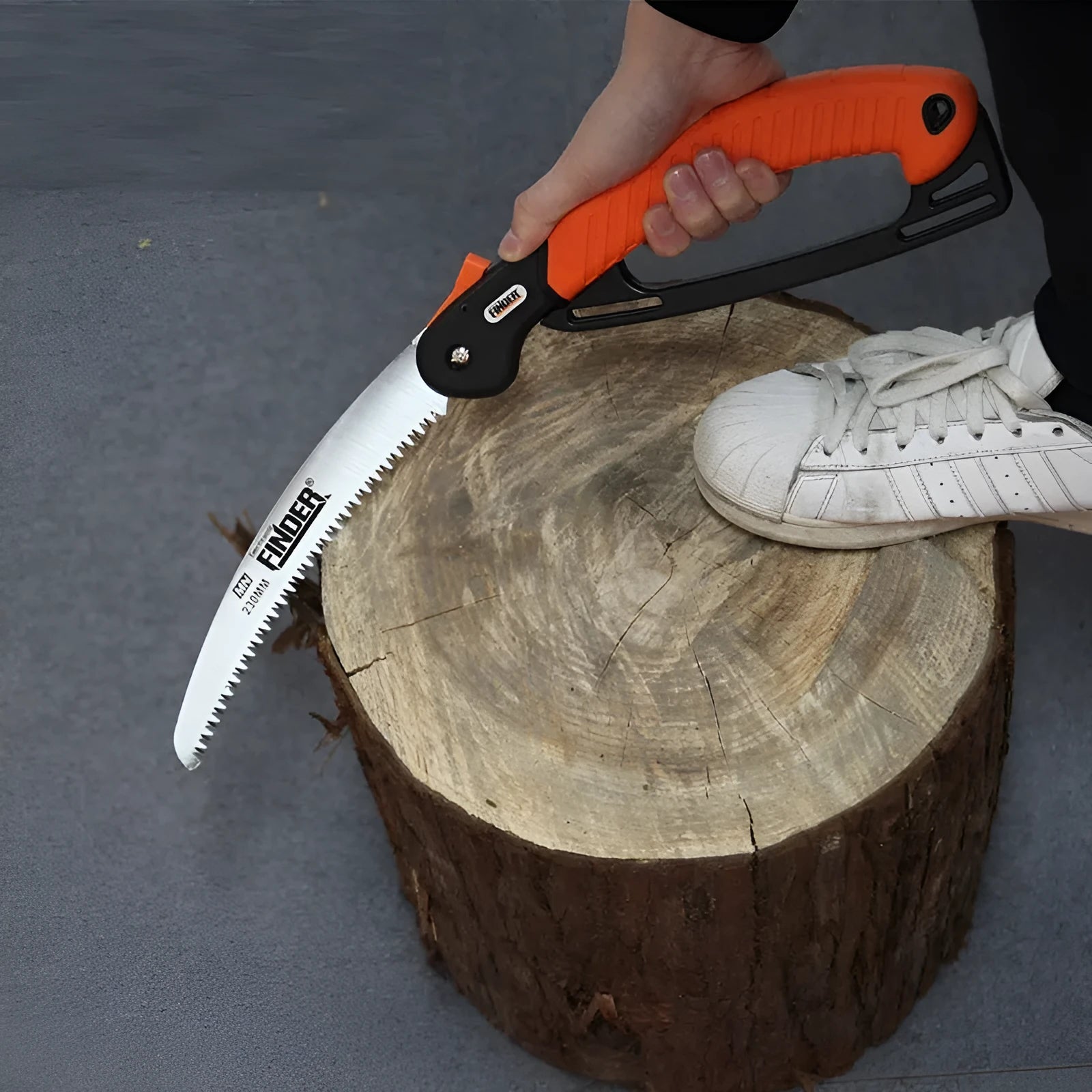 A folded and unfolded view of a 9-inch garden saw with a TPR grip and 65MN steel blade.