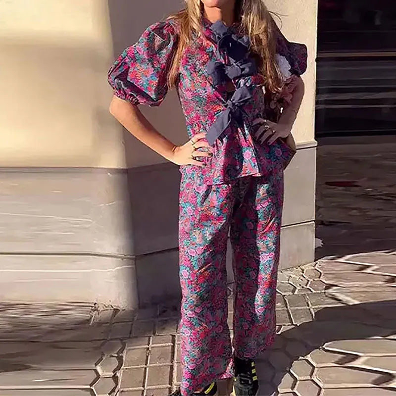 Women's floral print tie-neck trousers suit with puff sleeves, two-piece set