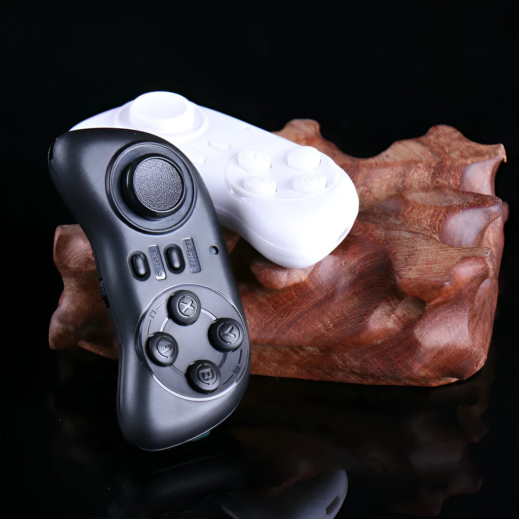 608 Mini Bluetooth Smart Gamepad portable mobile controller in black plastic with buttons