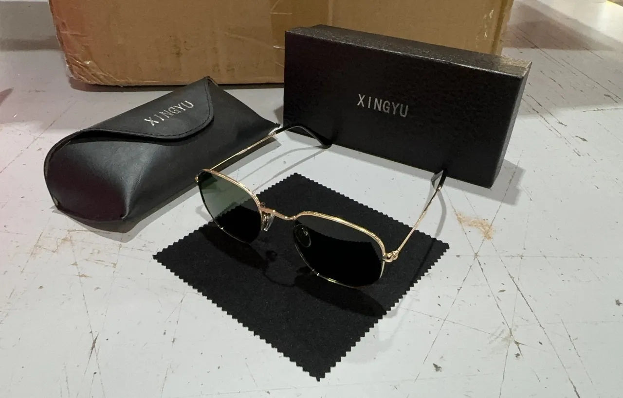 Men's classic round-frame sunglasses with a metal build in a black colour option.