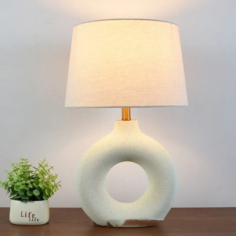 Japanese ceramic Feng pottery pot table lamp with button switch in small black finish