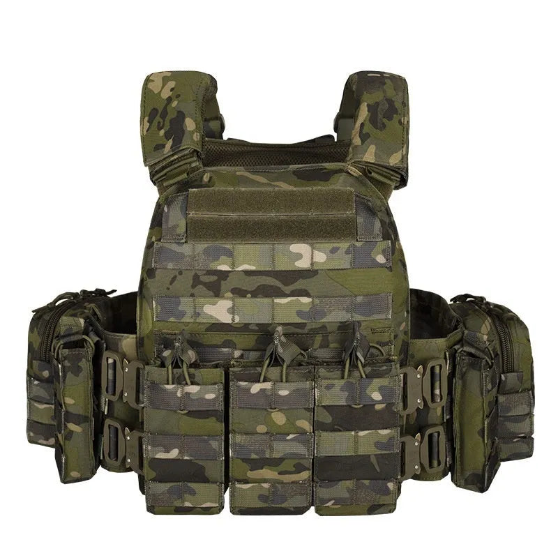 Men's camouflage pattern tactical vest made from polyester fabric for outdoor sports.