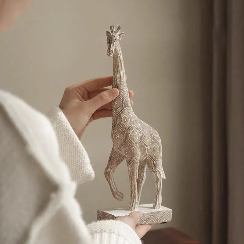 Wood colour synthetic resin giraffe decorative figurine with European style design measuring 30.5cm tall