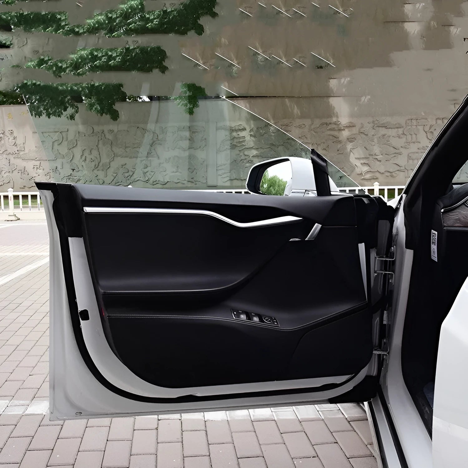 Clear carbon fibre protective film for Tesla Model S front and rear car doors